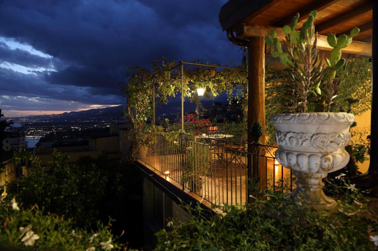 Villa Le Terrazze Del Teatro Greco Taormina Exterior foto